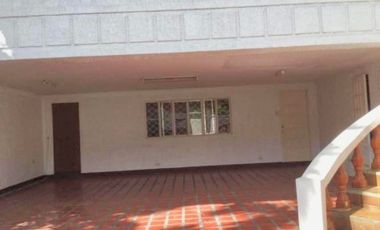 PN48869 House for Rent in Whiteplains!