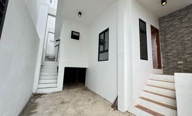 Brand New RFO 2 Storey House 1 unit avail for sale Dontogan Baguio-MAA