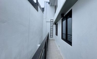 Brand New RFO 2 Storey House 1 unit avail for sale Dontogan Baguio-MAA