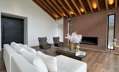 Casa en Arriendo en Palmas Envigado,Medellin