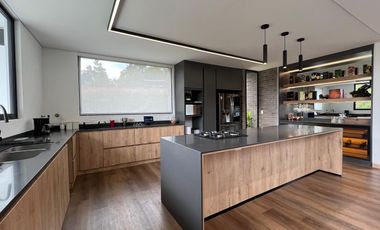 Casa en Arriendo en Palmas Envigado,Medellin