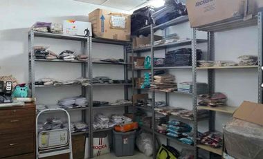 Se vende Bodega en Jardines del Bosque