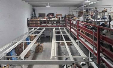 Se vende Bodega en Jardines del Bosque