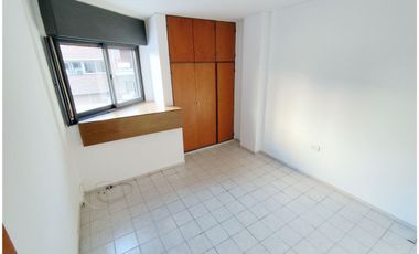 ALQUILA: Dpto 1 Dormitorio Externo con Balcón / 9 de Julio 560 - B° Centro