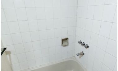 ALQUILA: Dpto 1 Dormitorio Externo con Balcón / 9 de Julio 560 - B° Centro