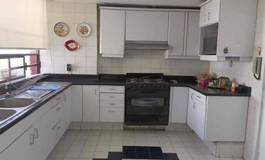 VENDO DEPTO. MUY AMPLIO Y EN LUGAR INCREÍBLE FUENTE DE MOLINO, LOMAS DE TECAMACHALCO. Inf y citas a los cel. 552527----. 554144----.