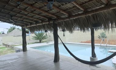 VENTA DE CASA EN PIE DE LA CUESTA