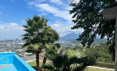 Casa en Venta en Lomas del Rosario, San Pedro Garza García