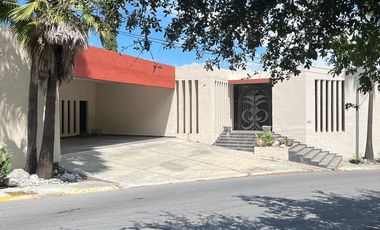Casa en Venta en Lomas del Rosario, San Pedro Garza García