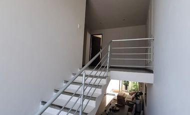 SE RENTA CASA DENTRO DE FRACCIONAMIENTO YAQUI, A 3 MINUTOS DE PLAZA SAN DIEGO, PUEBLA