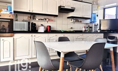 Venta Casa de 3 Niveles con Piscina, Quincho y Sala de Cine – Jardines del Sur