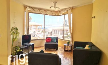 Venta Casa de 3 Niveles con Piscina, Quincho y Sala de Cine – Jardines del Sur