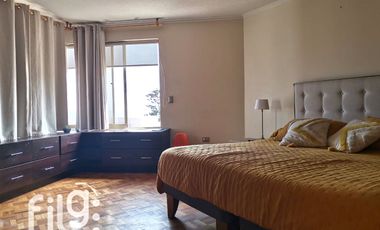 Venta Casa de 3 Niveles con Piscina, Quincho y Sala de Cine – Jardines del Sur