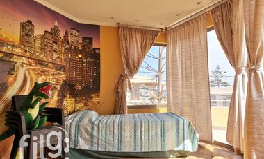 Venta Casa de 3 Niveles con Piscina, Quincho y Sala de Cine – Jardines del Sur