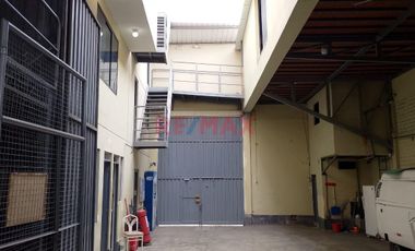 Se Vende Nave: Almacén Y Oficinas Cerca De La Curva En Chorrillos