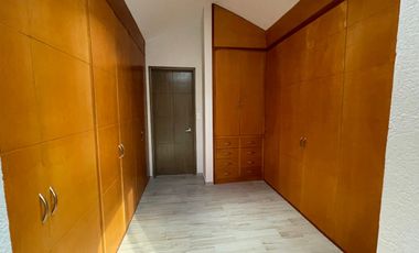 Casa en Renta en Fraccionamiento Puerta Paraíso Vía Atlixcayotl Angelópolis