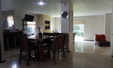 CASA EN RENTA LOMAS VERDES 6A SECCION CON  DOBLE SEGURIDAD Y KIOSKO CON JARDIN.