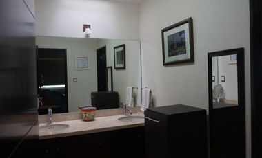 CASA EN RENTA LOMAS VERDES 6A SECCION CON  DOBLE SEGURIDAD Y KIOSKO CON JARDIN.