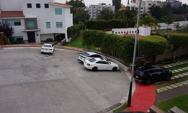 CASA EN RENTA LOMAS VERDES 6A SECCION CON  DOBLE SEGURIDAD Y KIOSKO CON JARDIN.