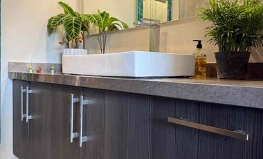 DEPARTAMENTO TORALMENTE AMUEBLADO EN CALZADA DE LOS REYES