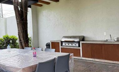 DEPARTAMENTO TORALMENTE AMUEBLADO EN CALZADA DE LOS REYES