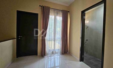 Dijual Cepat Rumah Nyaman Dan Rapih Siap Huni Di Graha Raya Bintaro