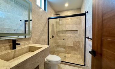 VENTA DE CASA DE 3 PLANTAS EN SAN ANGEL 5