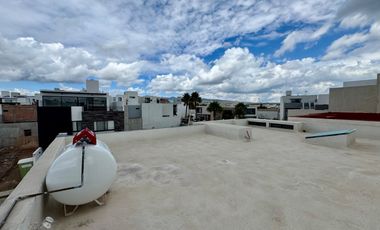 VENTA DE CASA DE 3 PLANTAS EN SAN ANGEL 5