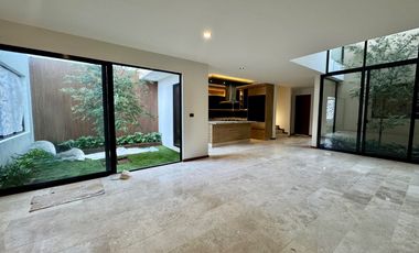 VENTA DE CASA EQUIPADA EN SAN ANGEL 5 CON RECAMARA EN PLANTA BAJA