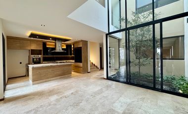 VENTA DE CASA EQUIPADA EN SAN ANGEL 5 CON RECAMARA EN PLANTA BAJA