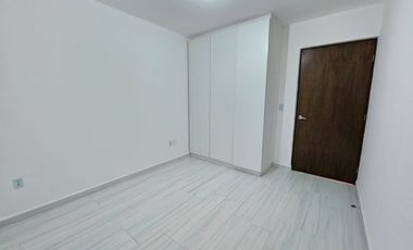 RENTA Y ESTRENA ESTE DEPARTAMENTO COMPLETAMENTE CLIMATIZADO Y CON PERSIANAS EN COSTA DE ORO