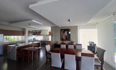 NAYON-VENTA DEPARTAMENTO TIPO CASA