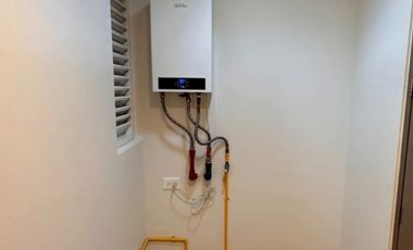 HERMOSO DEPARTAMENTO CON EXLENETE UBICACION CERCA DE ANGELOPOLIS
