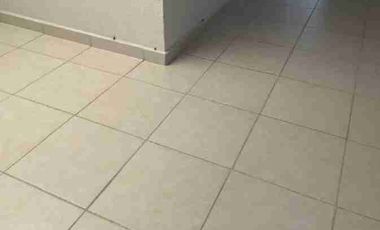 Renta de casa en calle cerrada