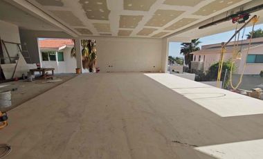 Residencia de Lujo en venta, La Vista Country Club Puebla, 4 Recámaras y Cine