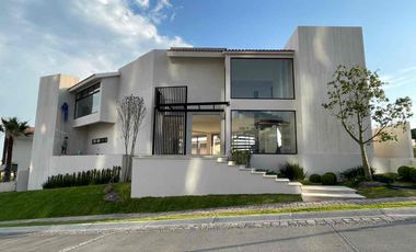 Residencia de Lujo en venta, La Vista Country Club Puebla, 4 Recámaras y Cine