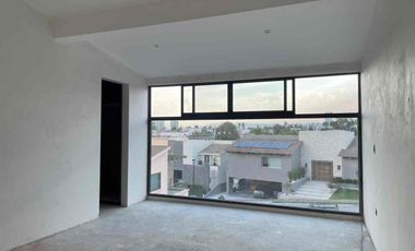 Residencia de Lujo en venta, La Vista Country Club Puebla, 4 Recámaras y Cine