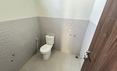 RUMAH CIWARUGA GEGERKALONG DEKAT POLBAN, ECO PESANTREN, SETIABUDI DAN TOL PASTEUR.