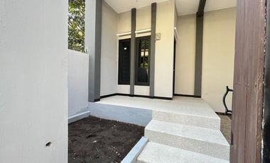 RUMAH CIWARUGA GEGERKALONG DEKAT POLBAN, ECO PESANTREN, SETIABUDI DAN TOL PASTEUR.