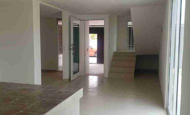 Casa el Venta con gran jardín