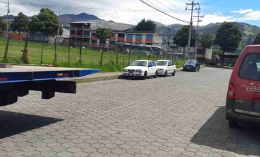Local muy buena ubicación cerca a Centros comerciales en Renta 65 mtts.Valor en Renta $ 350. Negociable