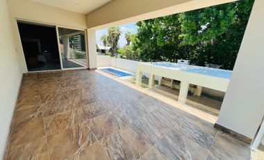 Casa en Venta, Remate, Estricta Seguridad, Zona Exclusiva, Boulevard Rodrigo Gómez, Linares Nuevo León