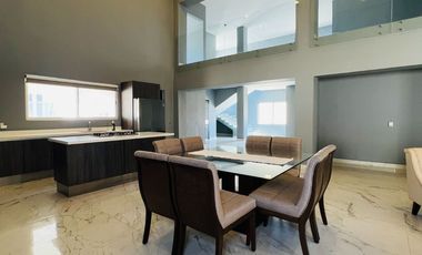Casa en Venta, Remate, Estricta Seguridad, Zona Exclusiva, Boulevard Rodrigo Gómez, Linares Nuevo León