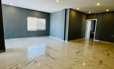 Casa en Venta, Remate, Estricta Seguridad, Zona Exclusiva, Boulevard Rodrigo Gómez, Linares Nuevo León