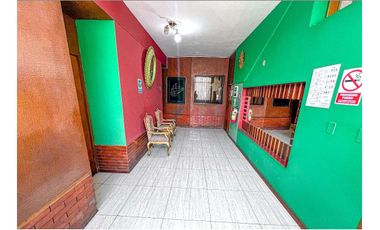 VENTA DE LOCAL COMERCIAL EN SAN JUAN DE MIRAFLORES