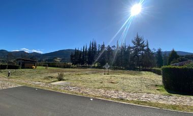 SE VENDE LOTE EN CONJUNTO VALLE ALTO DE LA PRADERA, EN LA CALERA