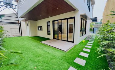5 Bedrooms Brand New 2Storey House and Lot for Sale in BF Homes, Las Piñas City