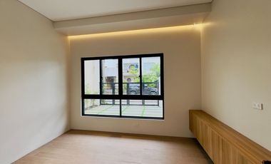 5 Bedrooms Brand New 2Storey House and Lot for Sale in BF Homes, Las Piñas City