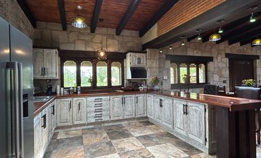 Casa de Campo en Venta en San Miguel Regla, Huasca de Ocampo, Hidalgo.