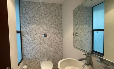 CASA DE RENTA EN LOMAS DE ANGELOPOLIS